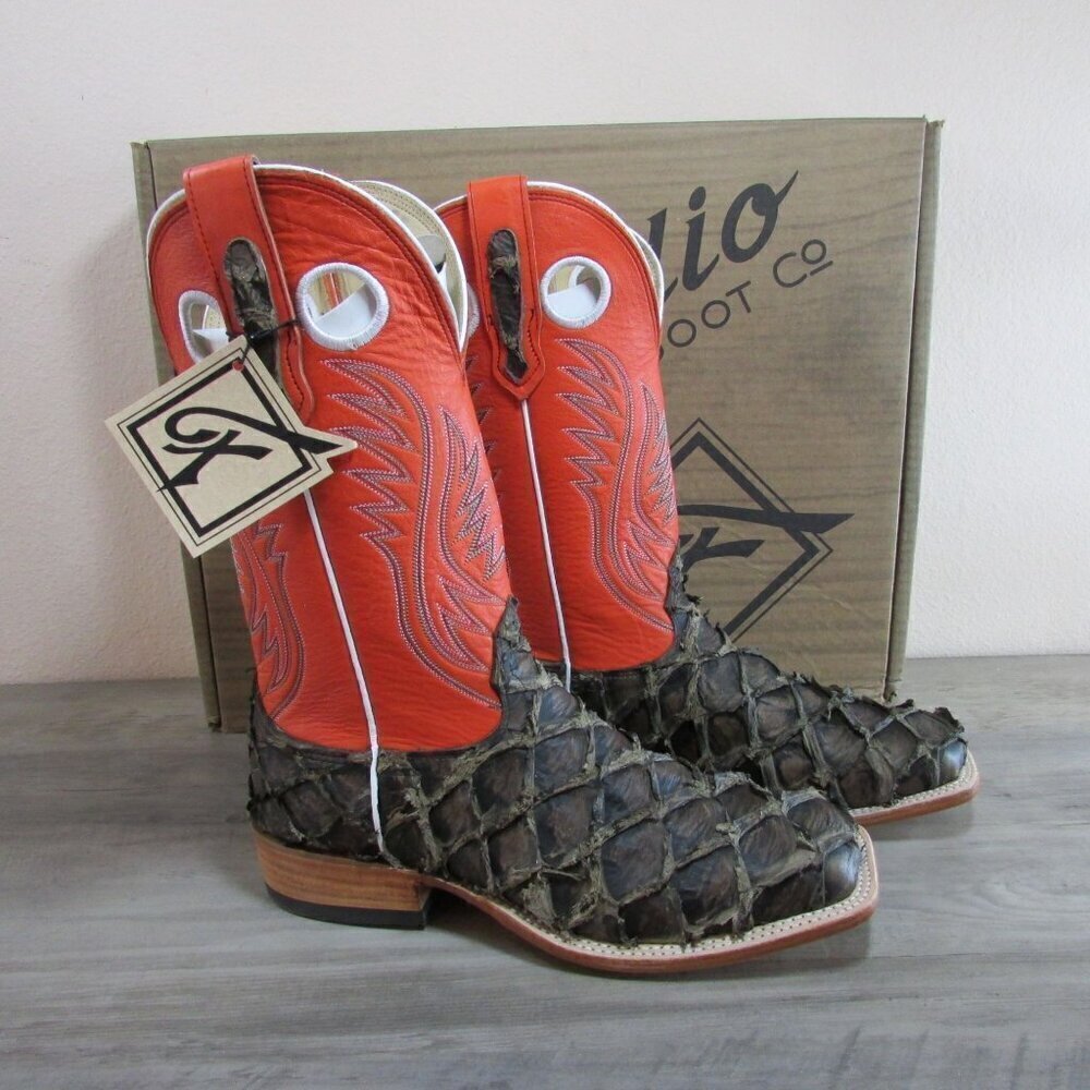 Fenoglio Men's 11.5EE Square Toe Arapaima Western Boot - Tobacco Rustic/Orange